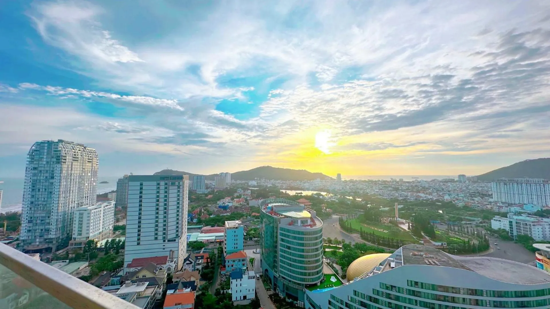 Condotel 5 Sao The Song Vung Tau Mrs Quynh Vietnam